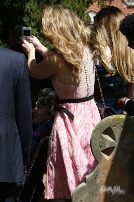 Kim_and_Nicola_attend_a_friends_wedding_in_Berkshire_3_06_11_288829.jpg