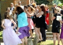 Имя файла=Kim_and_Nicola_attend_a_friends_wedding_in_Berkshire_3_06_11_284029.jpg
Размер файла=427КБ
Размеры=1999x1423
Дата=Март 16, 2012 Kim_and_Nicola_attend_a_friends_wedding_in_Berkshire_3_06_11_284029.jpg