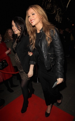 Kimberley_Walsh_attends_Gary_Barlow_s_40th_Birthday_20_01_11_28429.jpg
