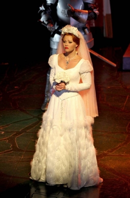 Kimberley_as_Princess_Fiona_in_Shrek_05_10_11_283129.jpg