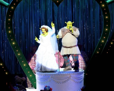 Kimberley_as_Princess_Fiona_in_Shrek_05_10_11_283329.jpg