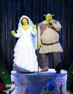 Kimberley_as_Princess_Fiona_in_Shrek_05_10_11_289329.jpg