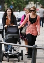 Имя файла=Kimberley_Walsh_and_her_sister_in_North_London_23_07_11_28229.jpg
Размер файла=1473КБ
Размеры=1668x2375
Дата=Март 17, 2012 Kimberley_Walsh_and_her_sister_in_North_London_23_07_11_28229.jpg