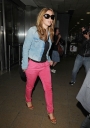Kimberley_Walsh_at_Heathrow_Airport_13_07_11_286529.JPG