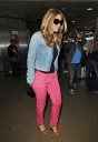 Kimberley_Walsh_at_Heathrow_Airport_13_07_11_286829.JPG