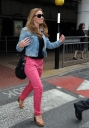 Имя файла=Kimberley_Walsh_at_Heathrow_Airport_13_07_11_287529.JPG
Размер файла=917КБ
Размеры=2000x2868
Дата=Март 17, 2012 Kimberley_Walsh_at_Heathrow_Airport_13_07_11_287529.JPG