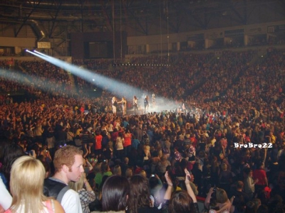 Out_Of_Control_Tour_-_Belfast_29_04_09_281429.jpg