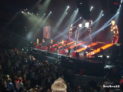 Out_Of_Control_Tour_-_Belfast_29_04_09_281629.jpg