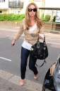 Kimberley_Walsh_in_North_London_27_07_11_28229.jpg
