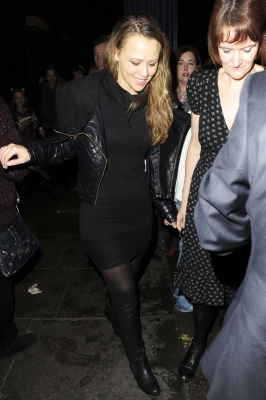 Kimberley_Walsh_leaving_the_Theatre_Royal_27_10_11_28629.jpg