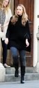 Kimberley_Walsh_out_and_about_in_London_31_10_11_28429.jpg