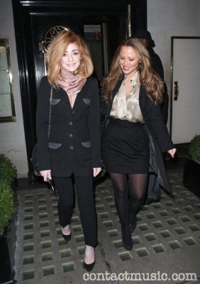 Nicola_and_Kimberley_leaving_Scotts_restauarant_06_01_11_281529.jpg