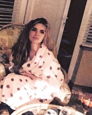 81_28929.jpg