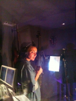 Pictures_of_Nadine_in_the_studio_28229.jpg