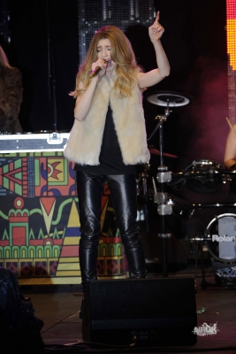 Nic_at_KEY_103_Manchester_Christmas_Lights_Swich_On_10_11_11_285029.jpg