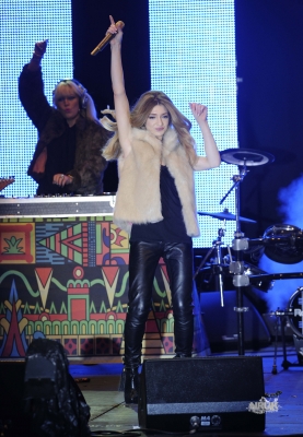 Nic_at_KEY_103_Manchester_Christmas_Lights_Swich_On_10_11_11_285729.jpg