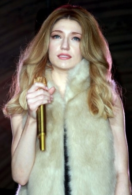 Nic_at_KEY_103_Manchester_Christmas_Lights_Swich_On_10_11_11_287129.jpg
