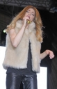 Имя файла=Nic_at_KEY_103_Manchester_Christmas_Lights_Swich_On_10_11_11_288529.jpg
Размер файла=41КБ
Размеры=290x450
Дата=Март 17, 2012 Nic_at_KEY_103_Manchester_Christmas_Lights_Swich_On_10_11_11_288529.jpg