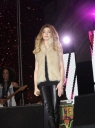 Имя файла=Nic_at_KEY_103_Manchester_Christmas_Lights_Swich_On_10_11_11_289729.jpg
Размер файла=59КБ
Размеры=500x669
Дата=Март 17, 2012 Nic_at_KEY_103_Manchester_Christmas_Lights_Swich_On_10_11_11_289729.jpg
