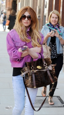 Nic_leaving_the_San_Carlos_restaurant_in_Liverpool_10_06_11_281329.jpg