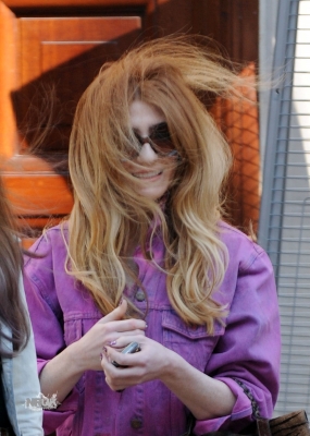 Nic_leaving_the_San_Carlos_restaurant_in_Liverpool_10_06_11_282329.jpg