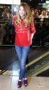 Nic_signs_copies_of_Cinderella_s_Eyes_in_Liverpool_27_09_11_281629.jpg