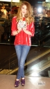 Nic_signs_copies_of_Cinderella_s_Eyes_in_Liverpool_27_09_11_28929.jpg