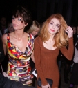 Имя файла=Nicola_and_Sarah_arriving_at_Vivienne_Westwood_show_20_02_11_282329.jpg
Размер файла=478КБ
Размеры=2200x2490
Дата=Март 17, 2012 Nicola_and_Sarah_arriving_at_Vivienne_Westwood_show_20_02_11_282329.jpg