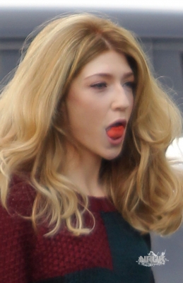 Nicola_arrives_at_a_Carphone_Warehouse_in_London_23_11_11_28429.JPG