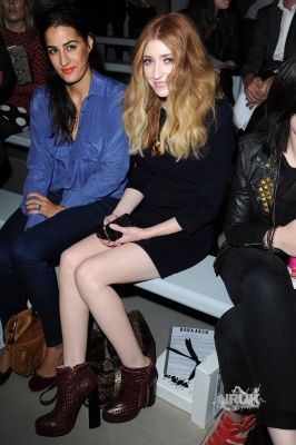 Nicola_at_Bora_Aksu_Show2C_London_Fashion_Week_16_09_11_283029.jpg