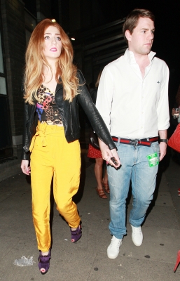 Nicola_leaving_the_CherryTree_gig_at_Kings_College_13_06_11_28229.jpg