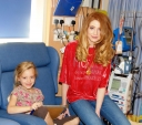 Nicola_meets_patients_at_Alder_Hey_Children_Hospital_27_09_11_28129.jpg