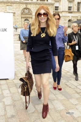 Nicola_Roberts_arriving_at_Bora_Aksu_Show2C_LFW_16_09_11_281729.jpg