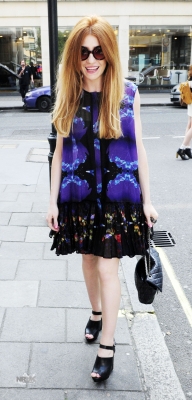 Nicola_Roberts_arriving_at_Radio_One_studios_02_06_11_282829.jpg