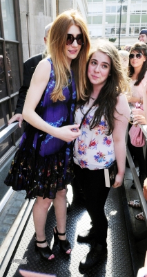 Nicola_Roberts_arriving_at_Radio_One_studios_02_06_11_28929.jpg