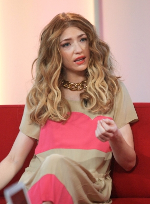 Nicola_Roberts_at__Daybreak__TV_Programme_15_09_11_28529.jpg