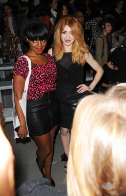 Nicola_Roberts_at_Bora_Aksu_show_AW_-_LFW_-_2011_18_02_11_282429.jpg
