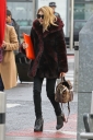 Nicola_Roberts_at_Heathrow_airport_11_12_11_28429.jpg