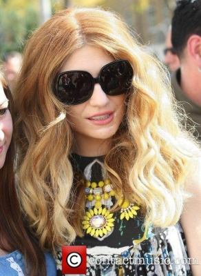 Nicola_Roberts_at_the_ITV_studios_15_09_11_281029.jpg