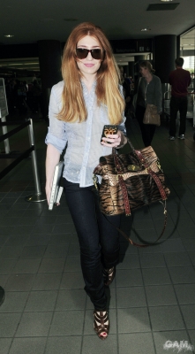 Nicola_Roberts_departing_LAX_22_05_11_281929.jpg