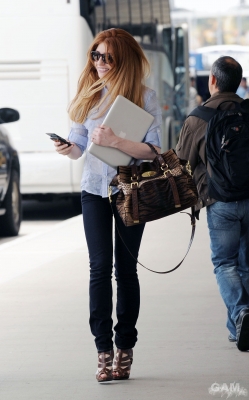 Nicola_Roberts_departing_LAX_22_05_11_28929.jpg