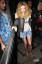 Nicola_Roberts_leaving_the_Mahiki_club_03_12_11_283129.jpg