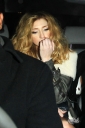 Nicola_Roberts_leaving_the_Mahiki_club_03_12_11_283329.jpg