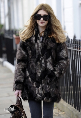Nicola_Roberts_out_in_Primrose_Hill_09_11_11_28229.jpg