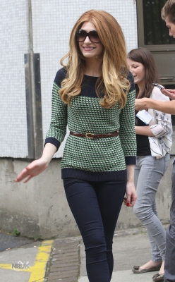 Nicola_Roberts_outside_ITV_studios_20_07_11_281829.jpg