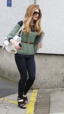 Nicola_Roberts_outside_ITV_studios_20_07_11_284029.jpg
