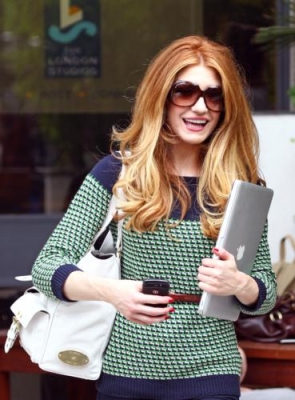 Nicola_Roberts_outside_ITV_studios_20_07_11_284529.jpg