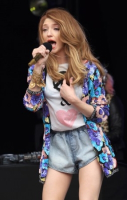 Nicola_Roberts_perform_at_Sainsburys_Super_Saturday_10_09_11_281929.jpg