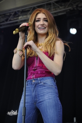 Nicola_Roberts_performs_at_2011Live_Stoke_on_Trent_16_07_11_282929.jpg