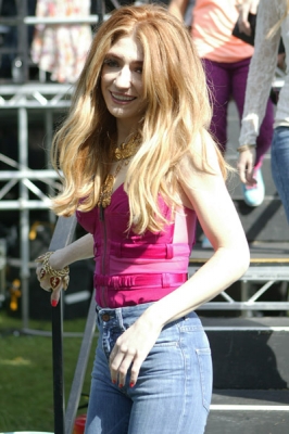 Nicola_Roberts_performs_at_2011Live_Stoke_on_Trent_16_07_11_284129.jpg
